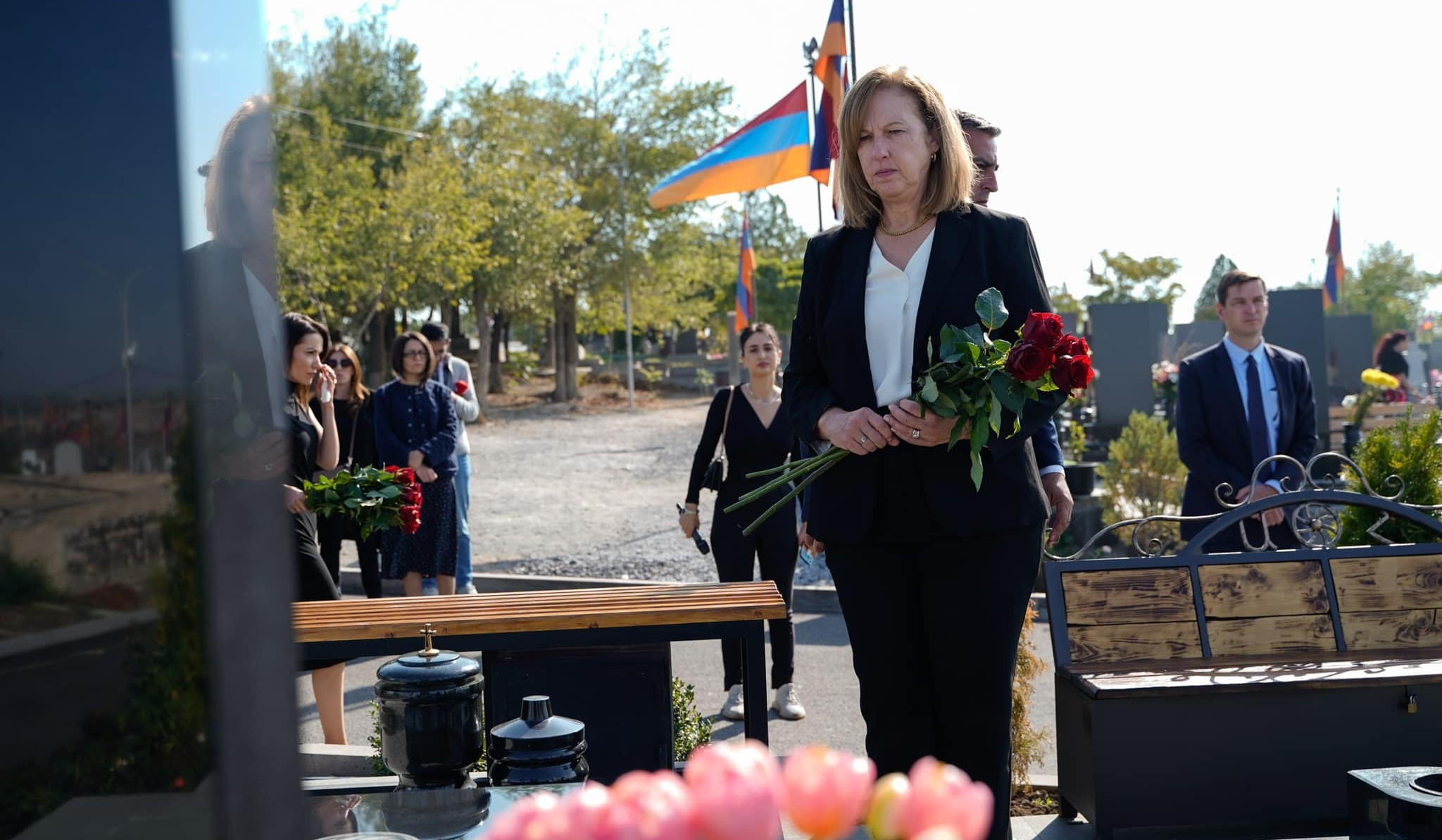 Ambassador Kvien paid tribute to those who lost their lives during conflict